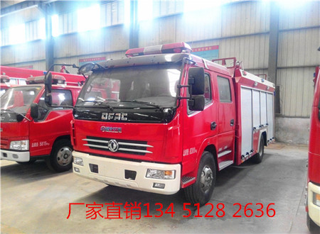 東風多利卡3噸水罐消防車(國五)