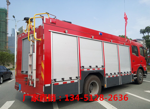 東風(fēng)天錦水罐消防車6噸(國五)